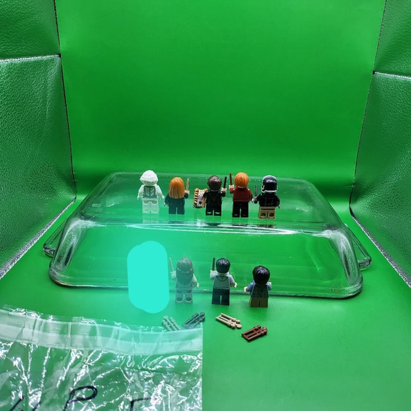 Lego Harry Potter Minifigures Lot Weapons Ron Hedwig Dumbledore Voldemort Fenrir - Picture 4 of 4